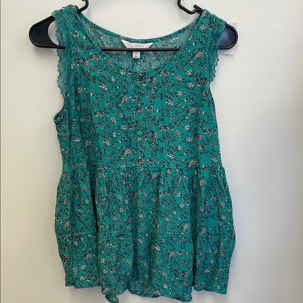 Lauren Conrad Floral Green Sleeveless Top size medium
